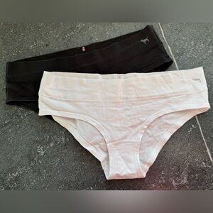 PINK Victoria's Secret - Extra Low-Rise
Hipster, White & Black, Size Medium